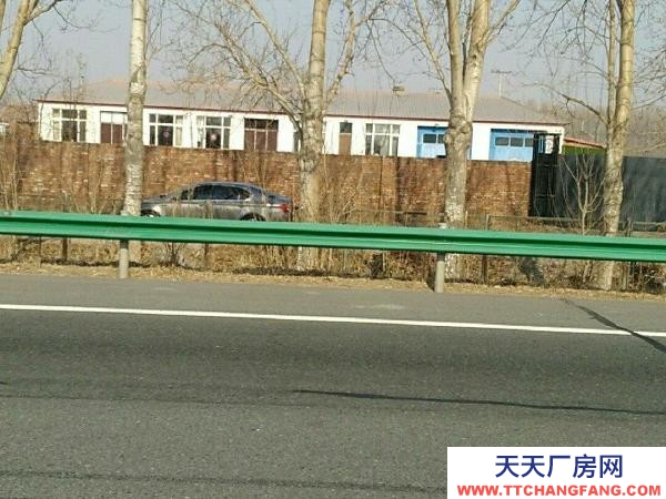 鐵峰地理位置位置好交通方便庫房