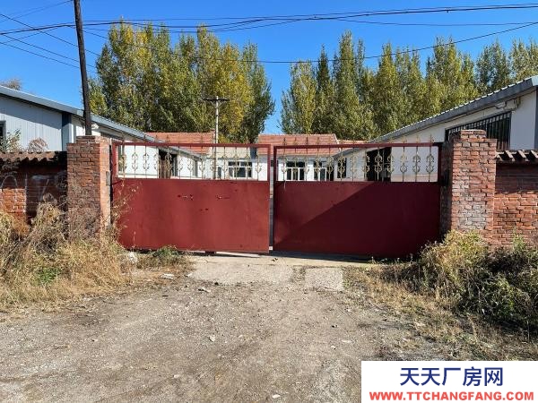 碾子山八棟樓對面碾北公路旁大院1000平物流廠房