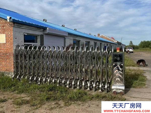 梅里斯適合各種養殖業，動力電，執照齊全，房子前面有30畝土地