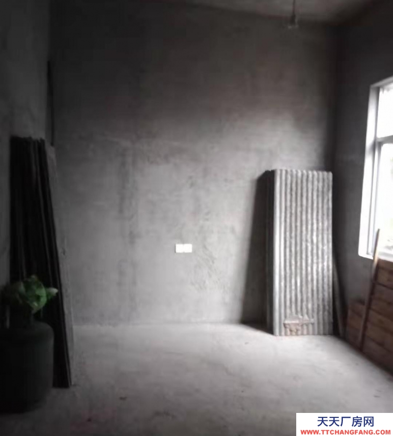 衢州市衢江(出租) 全網低價大面積三層房整棟出租，配大院子大場地，交通方便。