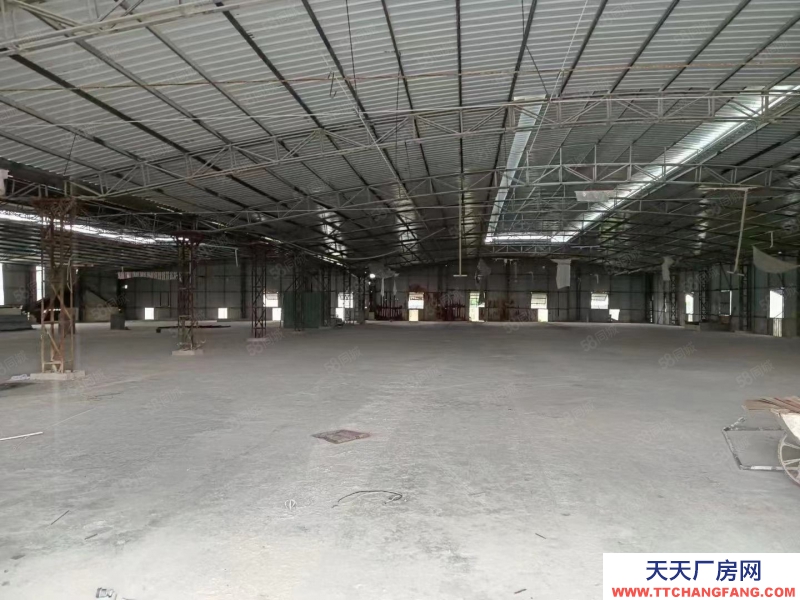 (出租) 潮州湘橋區廠房出租，在橫溪工業園二層，鐵蓬，每層面積2600平方適合五金