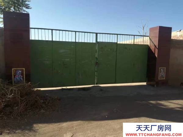 石嘴山市大武口加工廠房 郊區(qū)廠房大院,三個庫房,一套平房(三室兩廳),具體價格面議