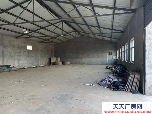 石嘴山市惠農機加工廠房 交通便利，院內空間大