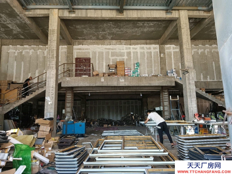 (出租) 鄂爾多斯機加工出租車間庫房大貨車可進去裝卸貨物