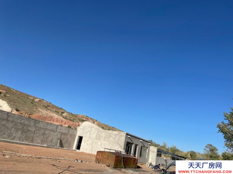 (出售) 鄂爾多斯溫室大棚660平米，牛棚200平米，住房70平米，獨戶獨院，