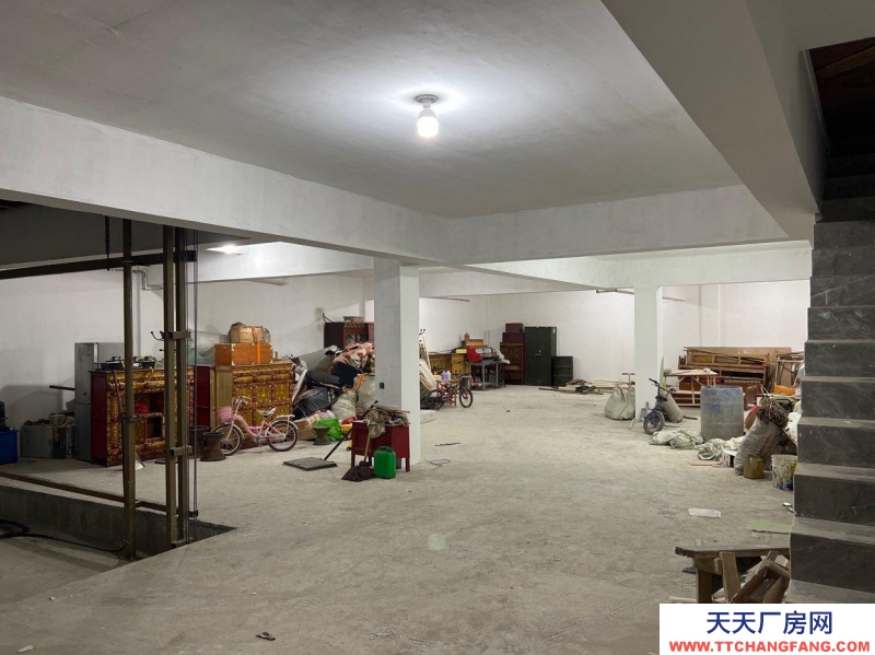 (出租) 拉薩城關(guān)交通便利 有電梯 離主道路近成品倉庫