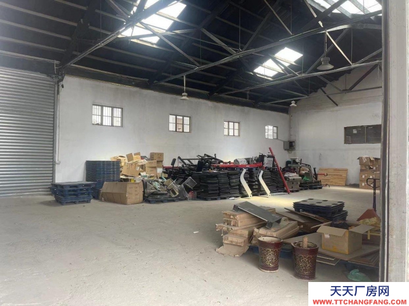 (出租) 拉薩城關(guān)庫房已經(jīng)分割位四個區(qū)域，帶員工住宿，位于市中心，平層倉庫