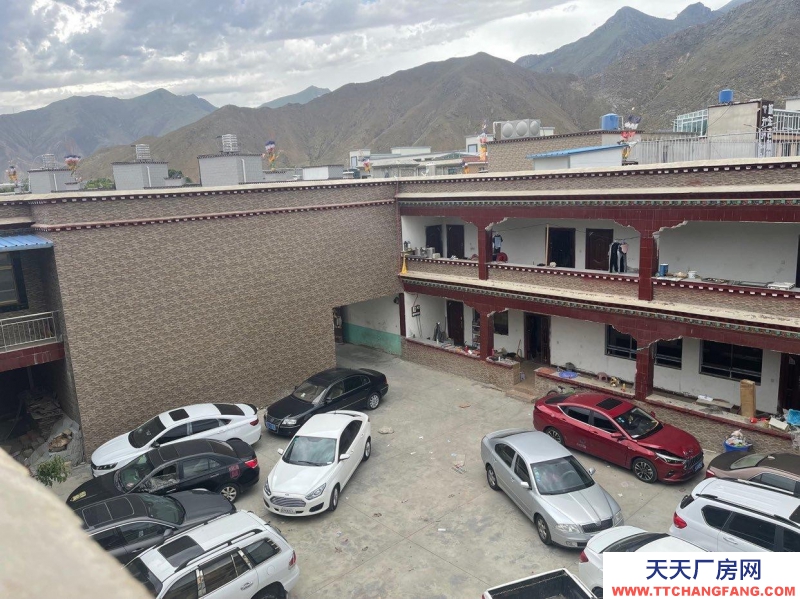 (出售) 拉薩城關占地1000平米左右，建筑1500平左右房子出售可做廠房住宿