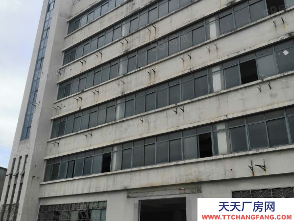 福州市馬尾醬腌菜廠房  馬尾保稅區(qū)，獨(dú)門獨(dú)院占地26畝