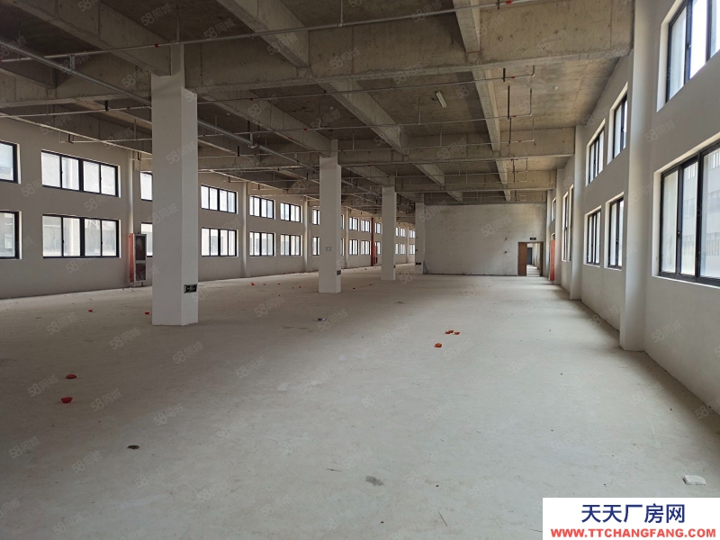 臺州市椒江(出售) 濱海工業(yè)園廠房占地14畝 混凝土結(jié)構(gòu)  適合大型機(jī)械加工