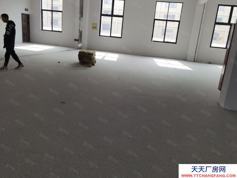 臺州市黃巖(出租) 出租，黃巖江口工業(yè)區(qū)獨門獨院9000平米  水果制品