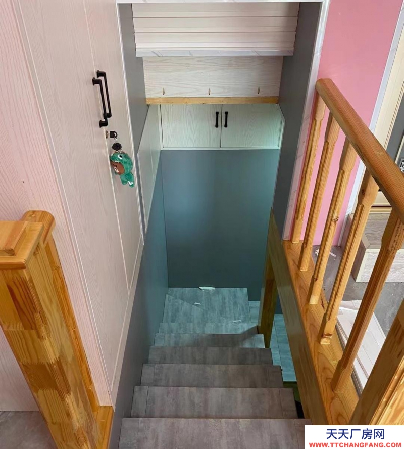 (出售) 呼倫貝爾車庫 可做門市，，可入車