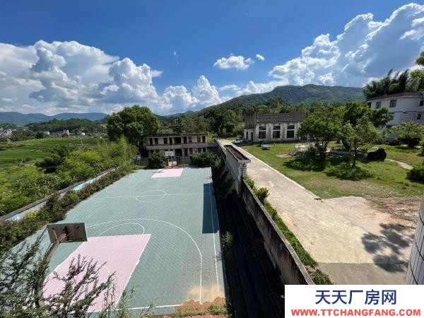 福州市閩清機(jī)加工廠房 交通便利，可做培訓(xùn)，廠房等等