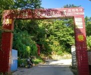 (出租) （鋪鋪通）桂林秀峰區桃花江路山洞內場地,冷庫出租