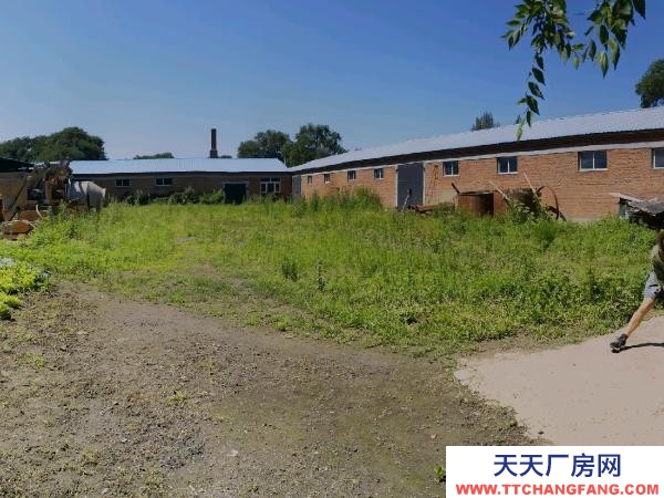 東風(fēng)餅干廠房1500場(chǎng)地3500