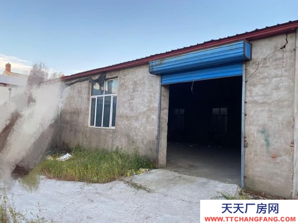 郊區(qū)出租一處養(yǎng)殖廠房 交通便利