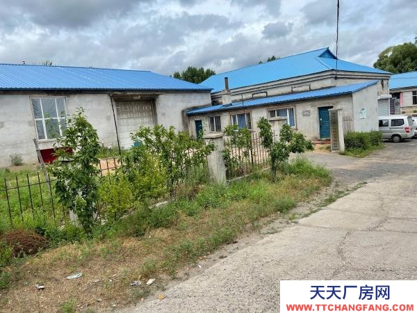 東安面積1100。有水有電，可進大車，交通便利。豆制品廠房