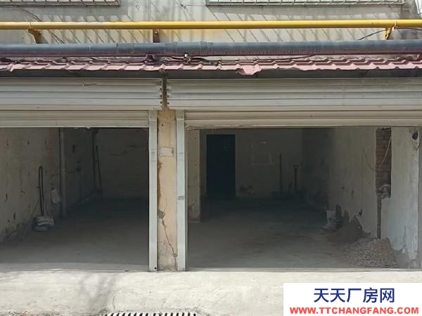 東安自家86平車庫可做庫房，位于清福3期32號樓，位置優越。