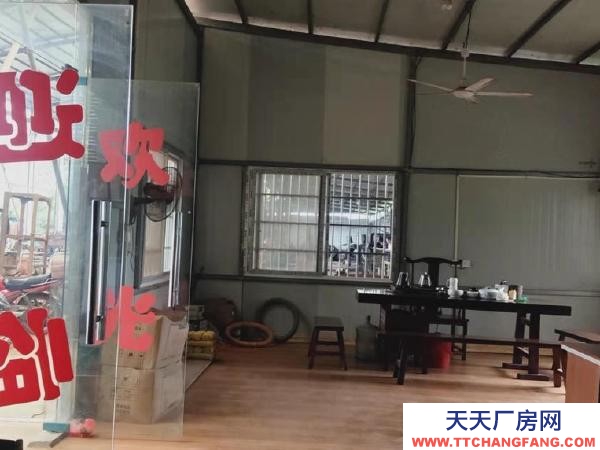 贛州市信豐機加工廠房 水東狗仔嶺下，坪石方向，馬路邊距縣城兩公里左右位置