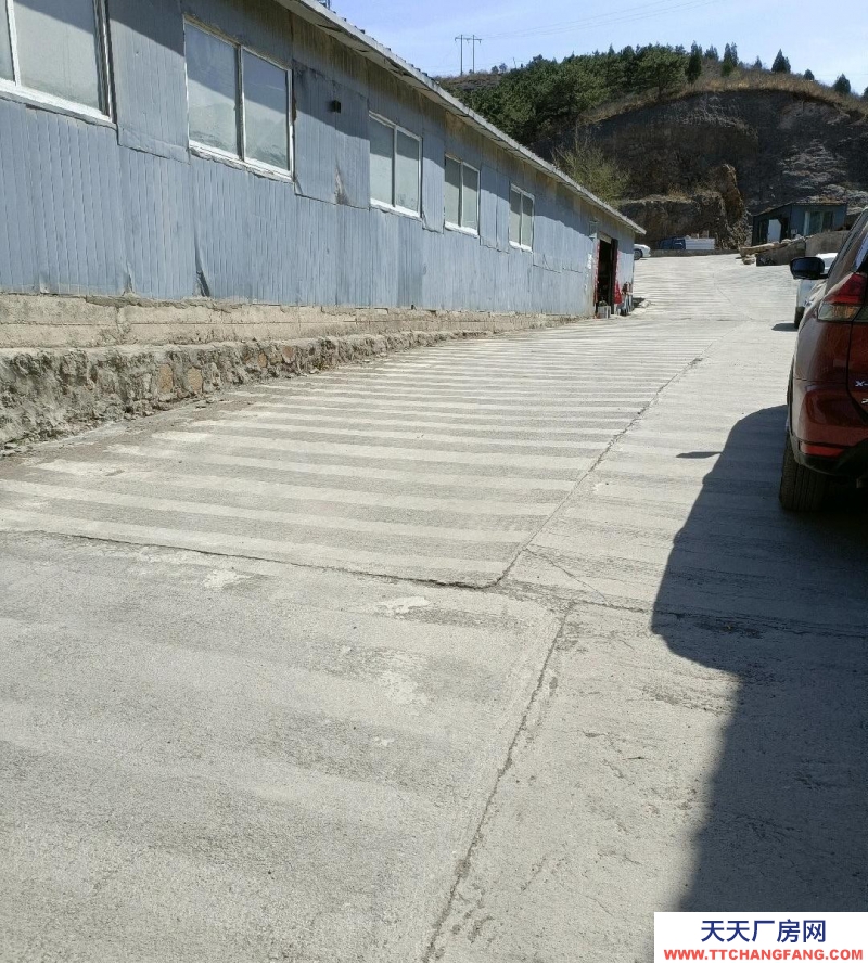 承德 雙灤(飲料廠房出租) 三相電插排齊全，水，網，房高5米，采光好