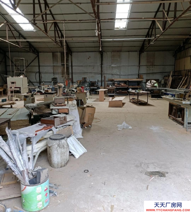 承德 雙灤(飲料廠房出租) 三相電插排齊全,水,網(wǎng),房高5米,采光好