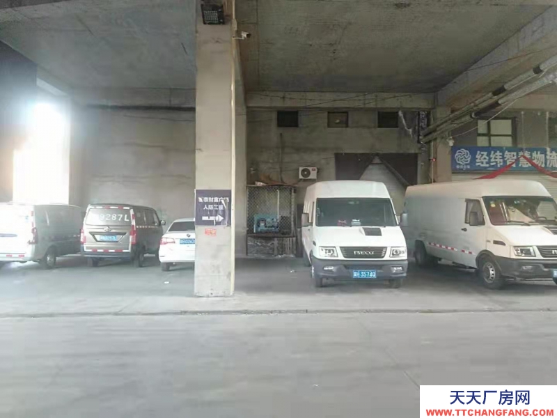 承德 雙灤(出租) 獨(dú)立底商門(mén)面,緊鄰高速口,卸車(chē)方便,帶升降機(jī),有配套辦公區(qū),