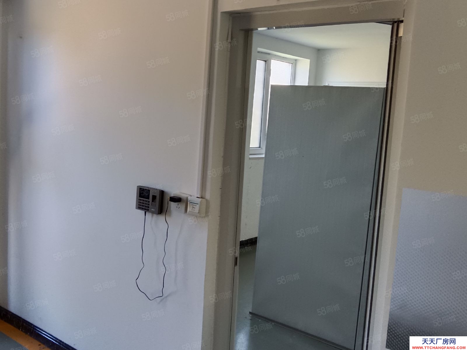 承德 開發(fā)區(qū)(肉制品廠房出租) 占地20畝 建筑用地 房屋2000平 交通便利 空氣能地暖