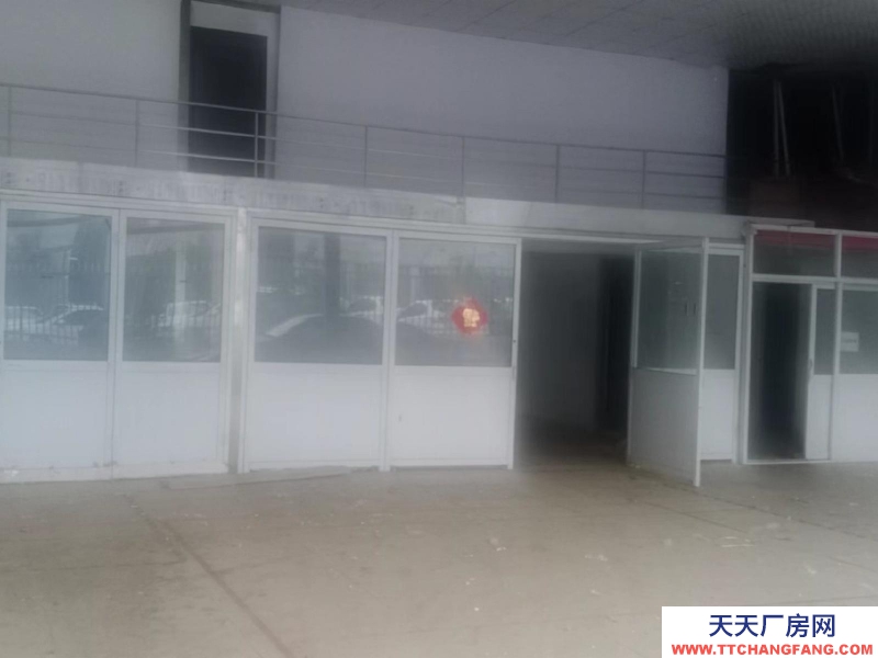 承德 開發區(出租) 可辦公，也可以當庫房，地市臨街