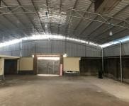 房子位于大河鄉蒙正村西瓜園附近，是一棟三層樓房單層面積約130多平，并且包含一個200多平的廠房，可作為倉庫存放貨物，也可以辦公和作為員工宿舍。交通便利，停車方便，歡迎看房！