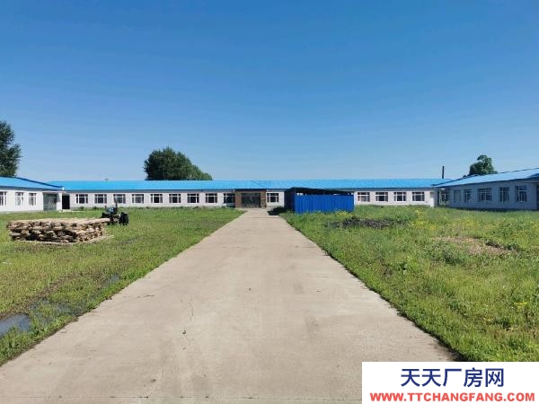 北林獨立院落13000平木材加工廠房，公路邊，上下水，取暖鍋爐，三相電。