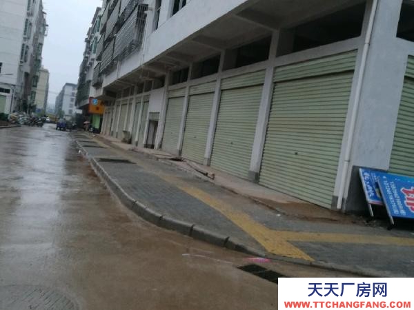 贛州市于都金制衣廠  于都縣貢江鎮(zhèn)上歐工業(yè)園里仁路193#、 廠房、辦公（二樓）