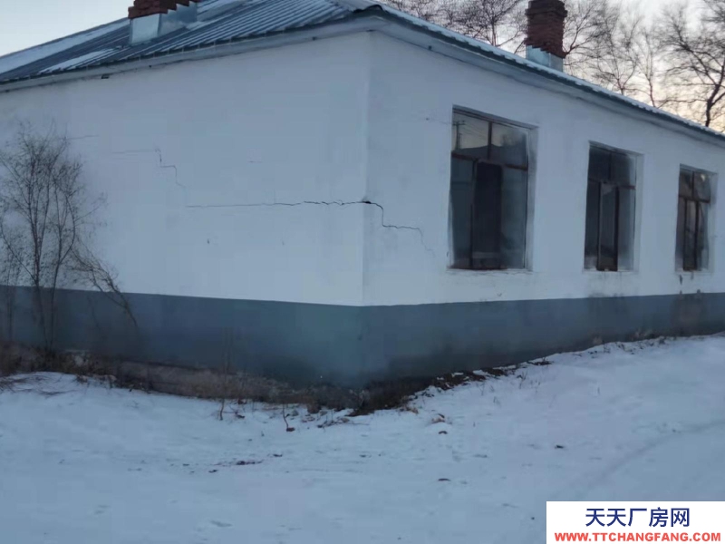 (出售) 距離阿榮旗7公里，交通便利