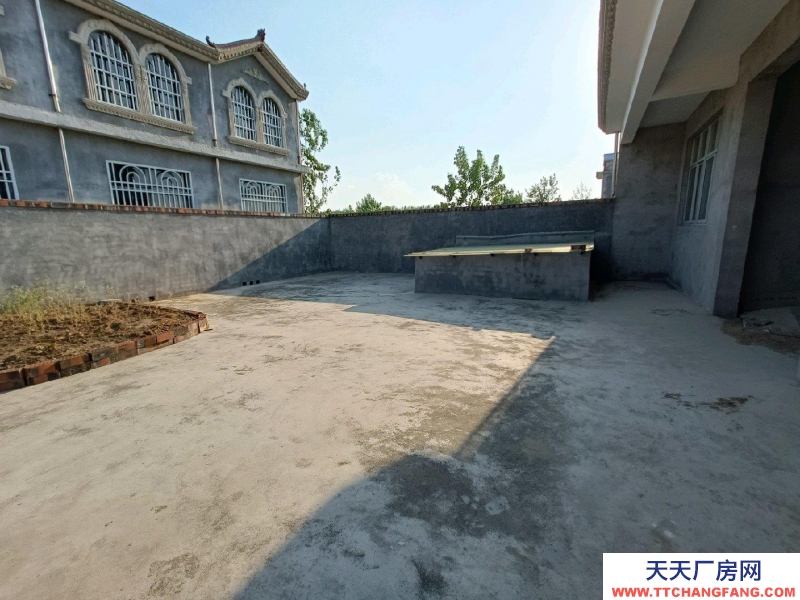 (出租) 有動力三相電，三層可整租可分租 價格便宜物資倉庫