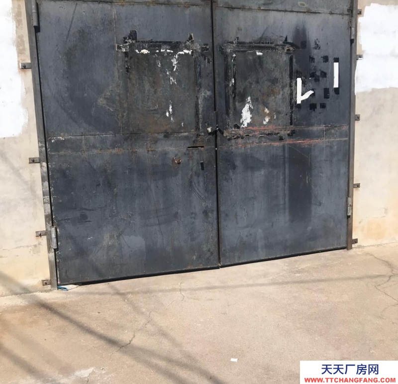 承德 隆化(出租) 可以當倉庫，車開到門口可以