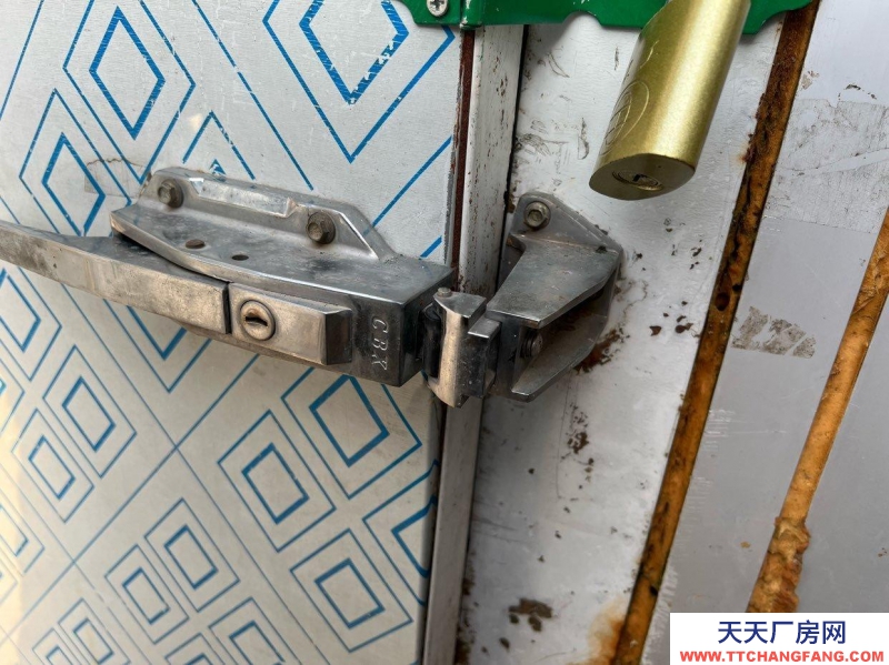 承德 隆化(出租) 本人有兩個冷庫，每個20平，位于隆化縣缸瓦窯溝，貨車能到