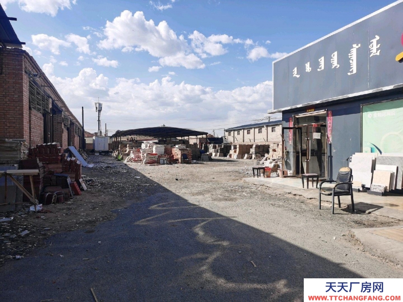 (出租)巴彥淖爾 臨街倉庫，出入方便。
