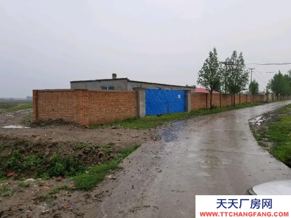 安達(dá) 空氣好養(yǎng)豬養(yǎng)牛好地點(diǎn)，也可以當(dāng)別墅出門就是203國道