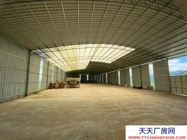 贛州市大余機加工廠房  大余火車站附近國道邊上