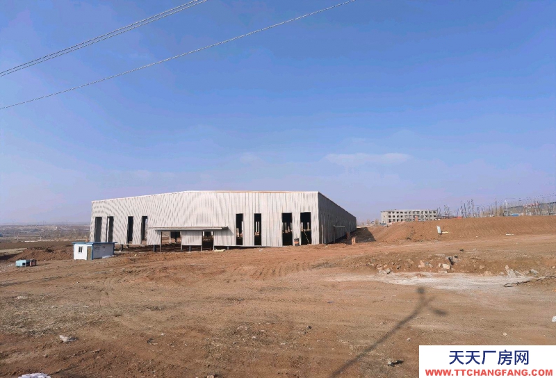 (出租) 平地泉附近，工業園，有大院，有車間二棟，5600平米一棟