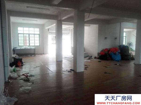 九江市德安機(jī)加工廠房 民信南路10號利民超市后 倉庫 240平米