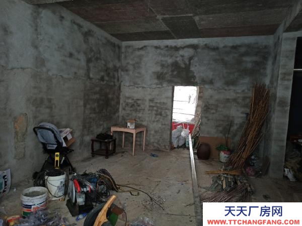 九江市德安物資倉庫 彭山村有便宜倉庫出租(建材市場后面)