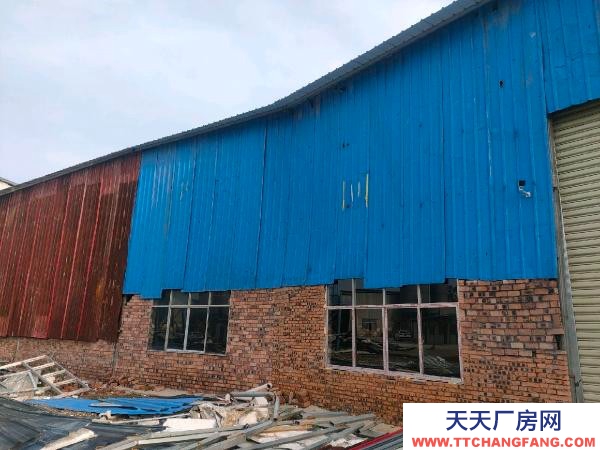 宜春市袁州機加工廠房 水電齊全，內面水泥地面