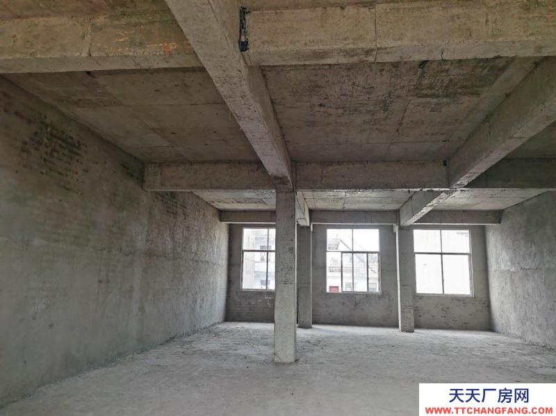 (出租) 環境優雅,地理位置優越,出行方便,設施齊全,生活方便。