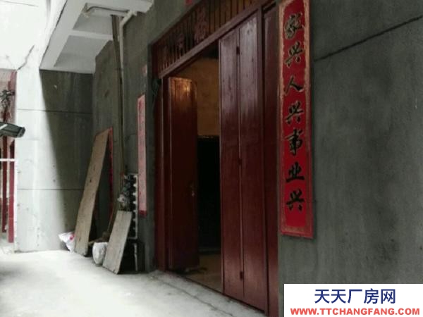 宜春市豐城物資倉(cāng)庫(kù)  豐城市區(qū) 解放南路天橋腳下