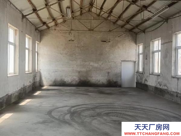 旅順口整個(gè)廠房面積過大，將其中一半出租，有意聯(lián)系我