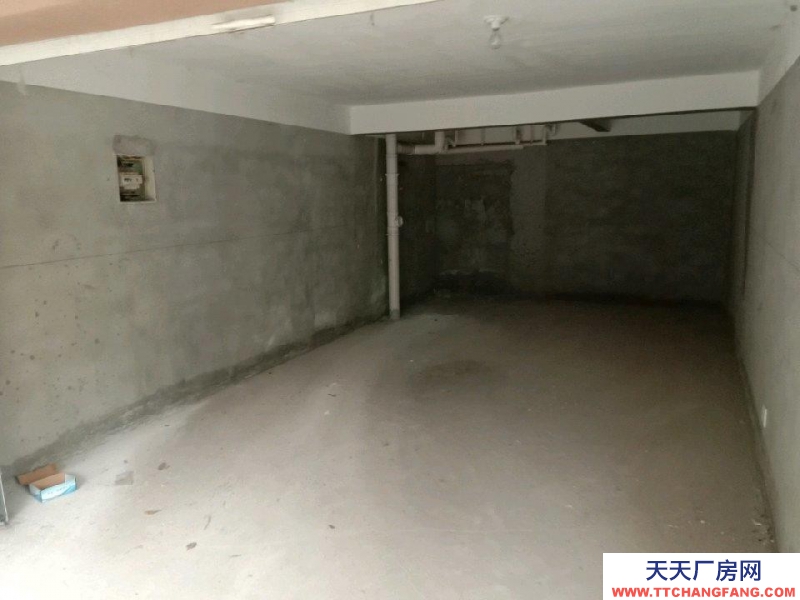 (出租) 碭山城區(qū) 新二中斜對面蘇黎灣小區(qū) 倉庫 24平米