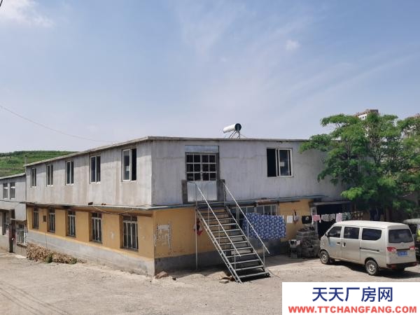 瓦房店廠房倉庫出租。地點位置方便靠道邊