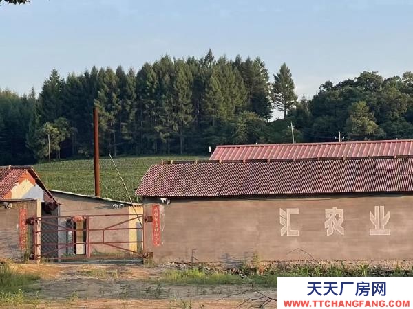清原滿族自治縣英額門鎮新民屯村轉彎河組