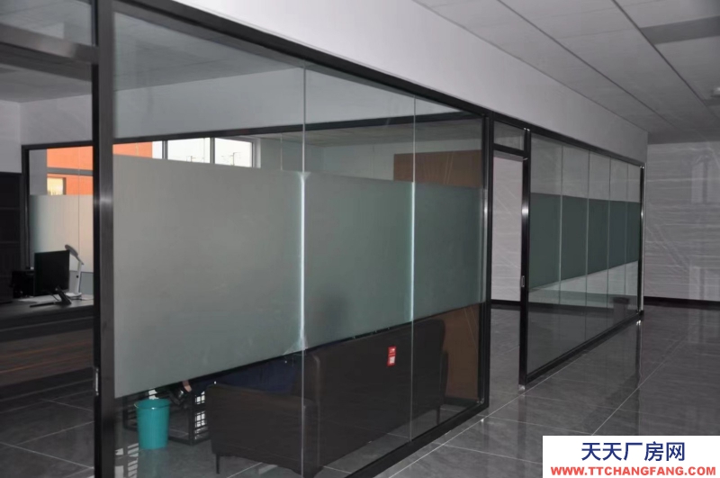 現(xiàn)房！單層廠房焊接注塑噴漆可立項(xiàng)可環(huán)評(píng)帶小院