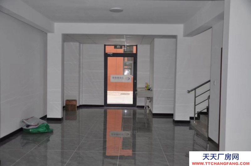 園區(qū)內(nèi)紅本大產(chǎn)權(quán)單層9.3米可做焊接噴漆等行業(yè)的廠房